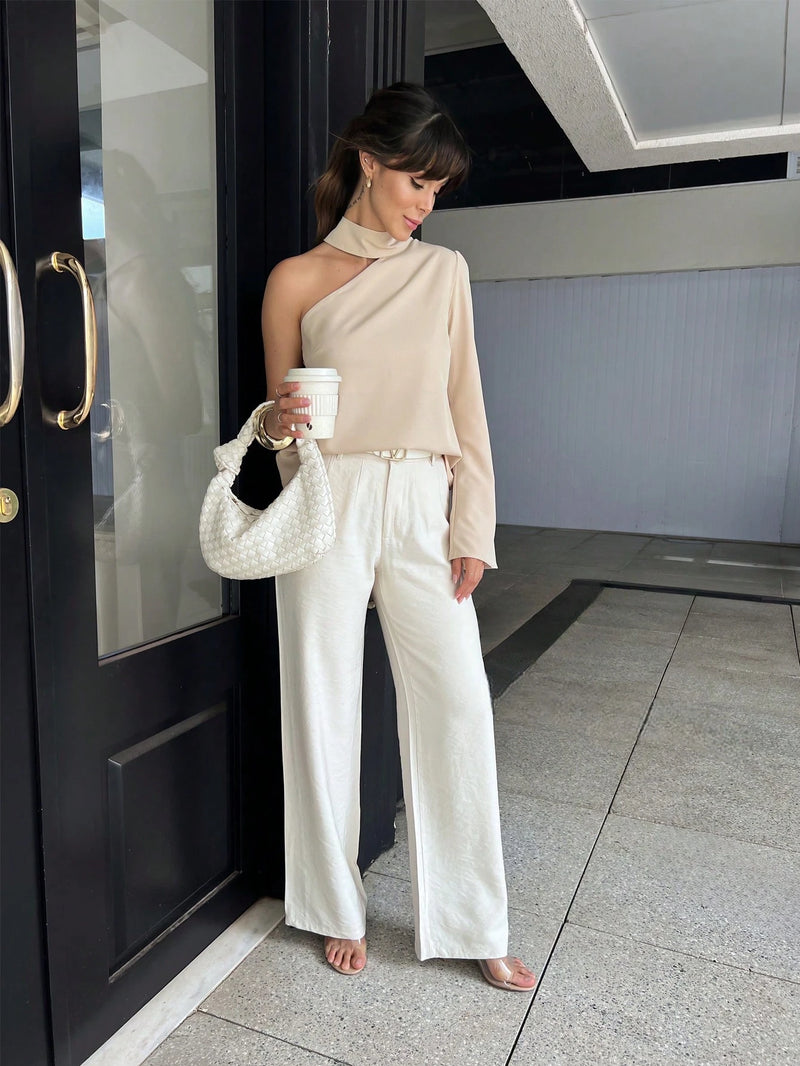 Camisa Nula Manga Detalhe no Pescoço Nula Manga Mula Manca