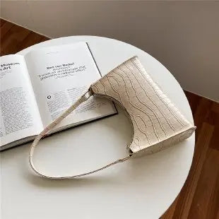 Bolsa de Ombro Feminina - Ana