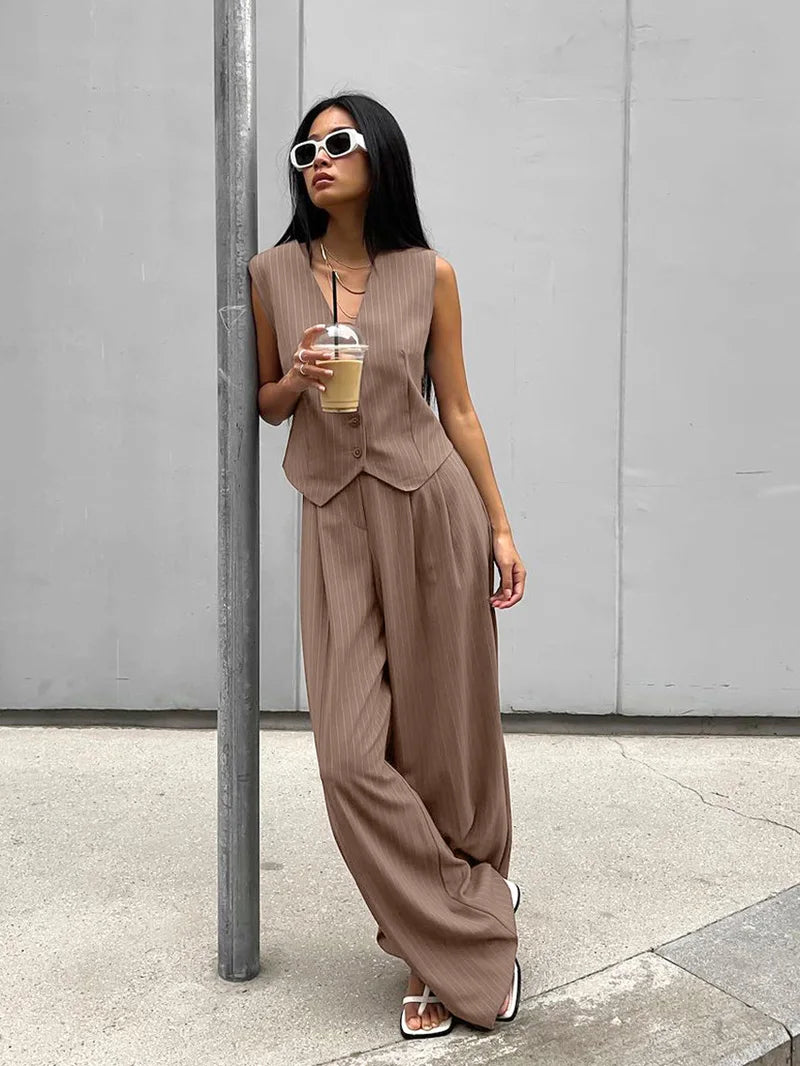 Conjunto feminino listrado casual - Gabriella